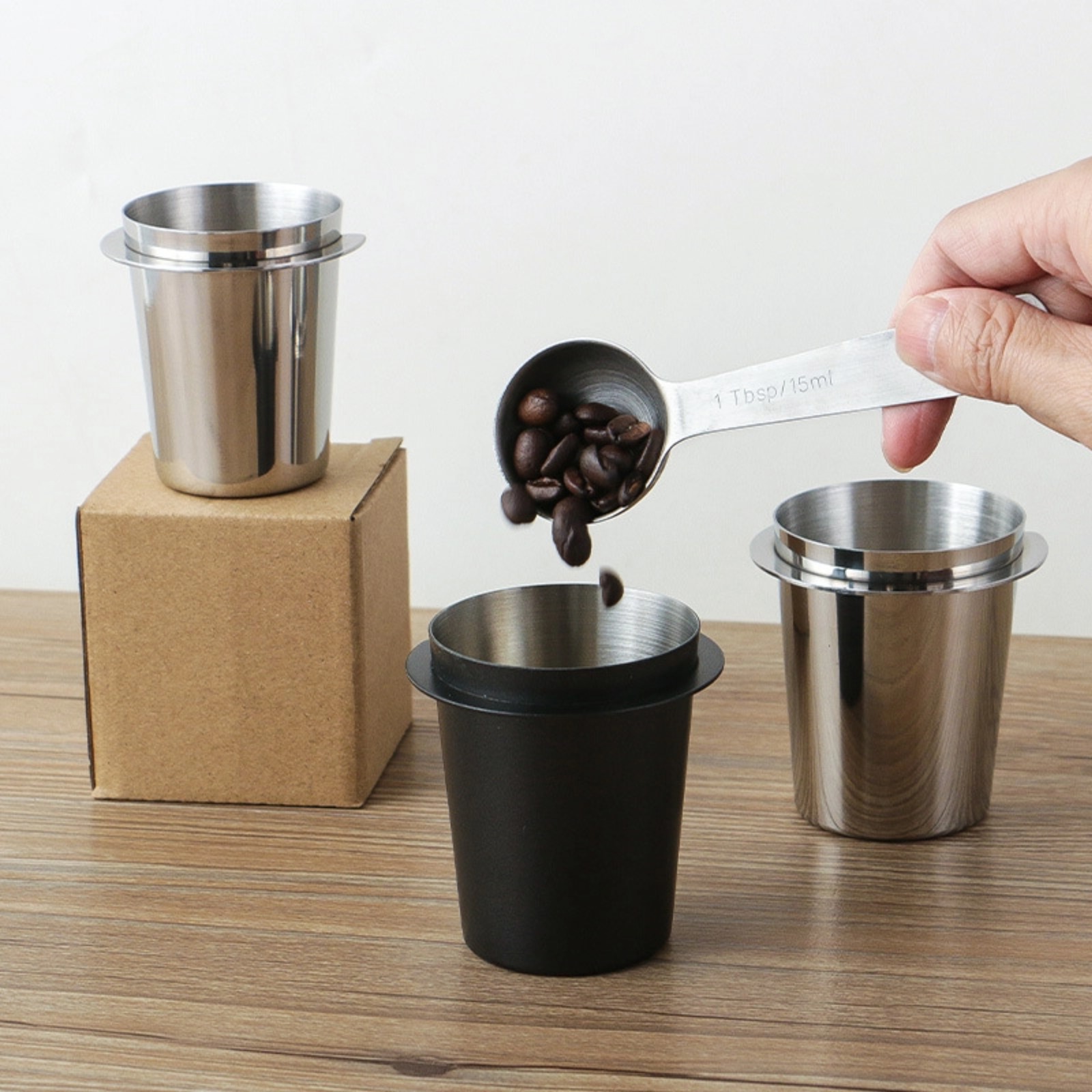 Tazza dosatrice per caffè Tazz - Coffee Tea Tumbler recensione e prezzo